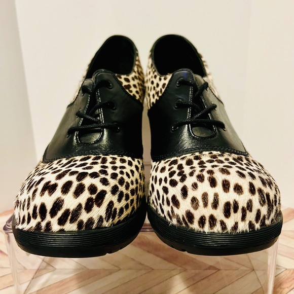 Dr Martens Sara Leopard Print Heeled Oxford Women 9 Shoes Hair On Black Leather - Picture 6 of 11